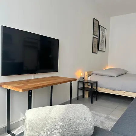 Appartement Charmant Studio *